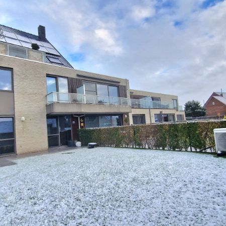 NIEUWBOUWAPPARTEMENT GELEGEN IN CENTRUM ERTVELDE MET GARAGE EN TUIN - Foto 1