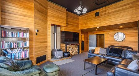 7 Bedroom Rental in Ohakune - Photo 5