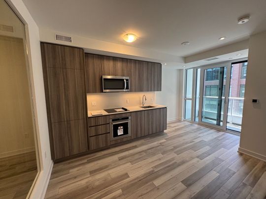 For Lease - 15 Richardson Street Unit# 925, Toronto, Ontario - Photo 1