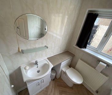 2 bedroom terraced house to rent - Photo 6