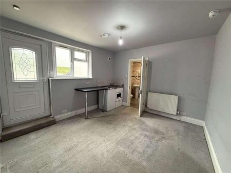 Sunnyside, London Road, Chalfont St. Giles, HP8 - Photo 3