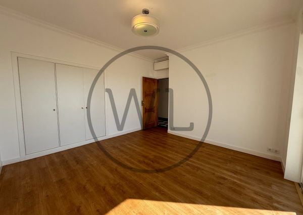 Apartamento T5+1 em Lisboa