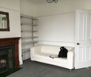 1 Bed Flat, Ferme Park Road, N8 - Photo 2