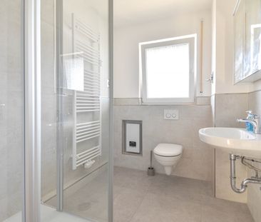 Renovierte 3-Zimmer-Wohnung mit zwei Loggien und Garage. - Foto 1