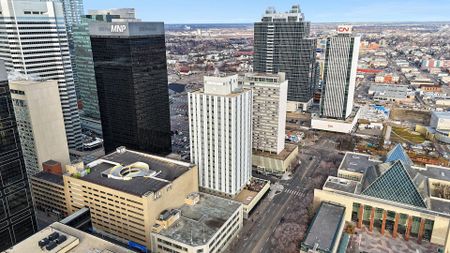 The Churchill Apartments - Photo 4