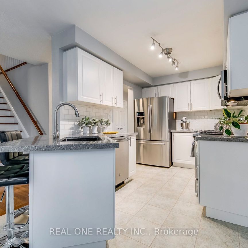 For Lease - 368 Kittridge Road, Oakville, Ontario - Photo 1