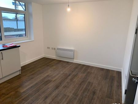 1 bedroom apartment to rent - Photo 2