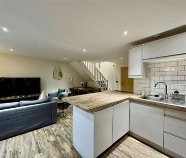 Bridge End, Rastrick, Brighouse, HD6 - Photo 3