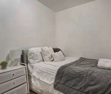 1 Bed Flat, Selby Close, E6 - Photo 6