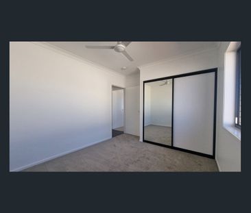 Brand New 4 bedroom Home - Photo 1