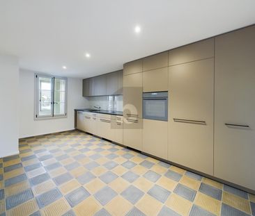 COMPLETELY RENOVATED AND CHARMING BIJOU - Foto 3