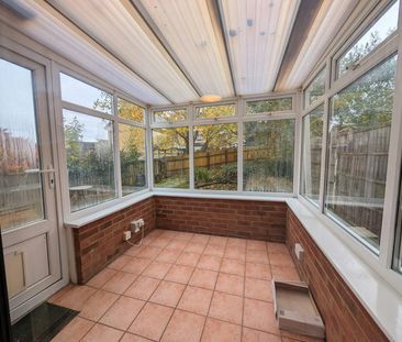 Semi-detached house to rent on - Photo 3