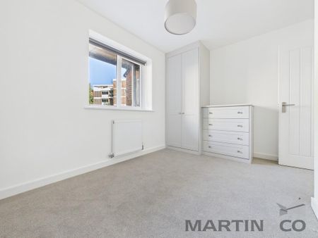 2 bedroom ground floor flat to rent - Photo 3