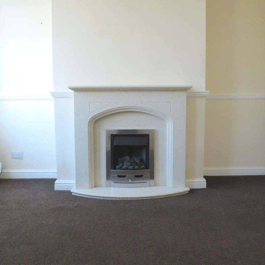 North Road, Chesterfield - Photo 1