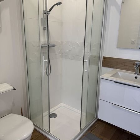 Location Appartement 1 pièce 17m² - Photo 4