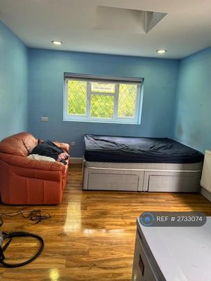 1 bedroom detached house to rent - Photo 1