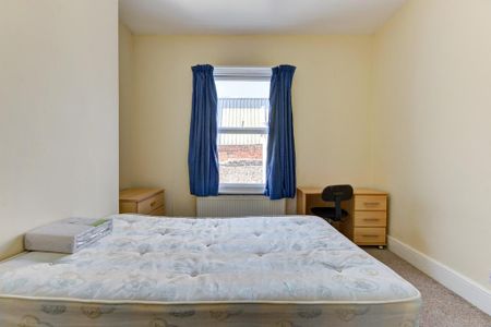 6 bedroom house to rent - Photo 5