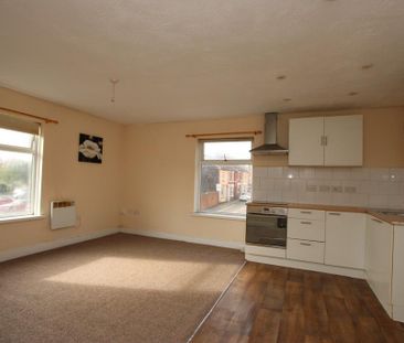 1 bedroom ground floor flat to rent - Photo 4