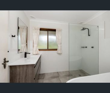 5 Raym Road, Kenthurst, NSW 2156 - Photo 2