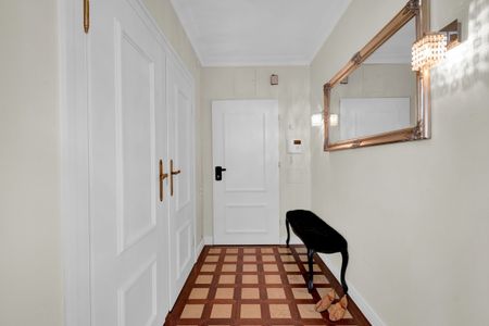 Słoneczny apartament w Centrum, ul. Hoża, parking - Zdjęcie 2