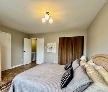 For Lease - 615 Tenth Street, Collingwood, Ontario - Photo 2