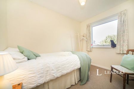 2 bedroom terraced house to rent - Photo 5