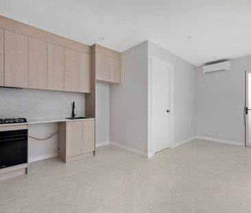 Brand New Studio - Access via Burgoynea Lane - Photo 1