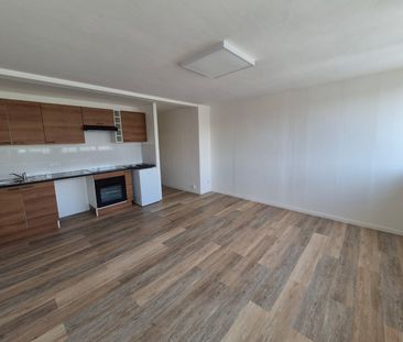 Location Appartement 1 pièce 44m² MAUBEUGE 59600 - Photo 1