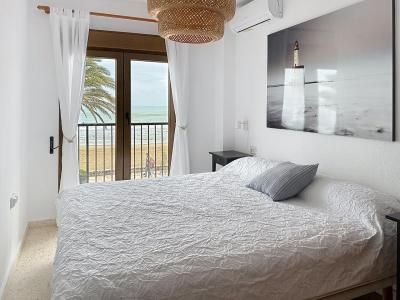 Enjoy an Unforgettable Summer in Port Saplaya! - Foto 2
