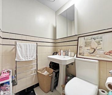 Welcome to 301A at Chevron Suites - Photo 4