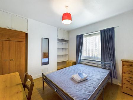 4 bedroom terraced house to rent - Photo 3