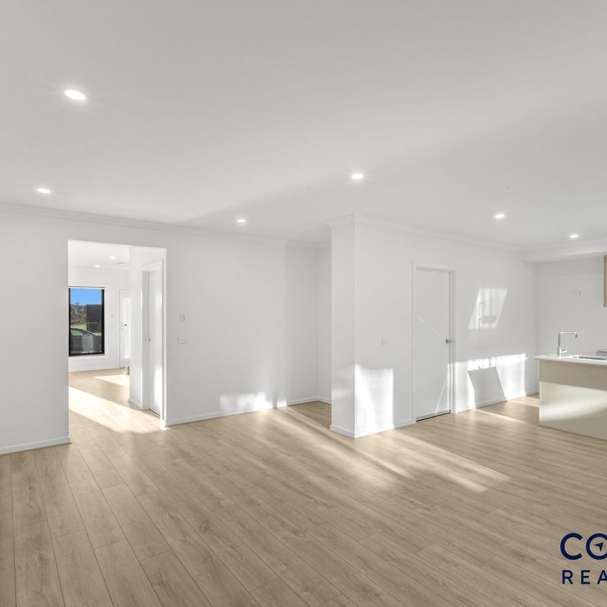 9 Picture Street, Mambourin VIC 3024 - House For Rent | Domain - Photo 1