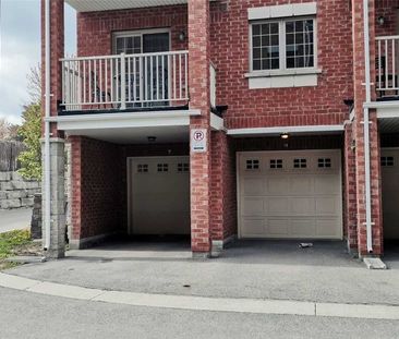 For Lease - 9 Ormerod Lane, Richmond Hill, Ontario - Photo 6