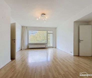 Appartement te huur - foto 2
