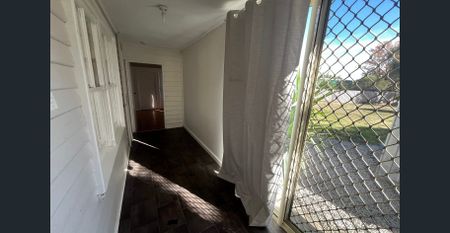 3 Bedroom Home! - Photo 3