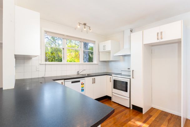 68 The Drive, Tawa - Photo 1