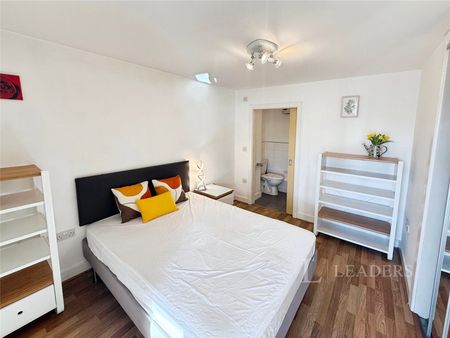 apartment to rent High Street, Southampton, Hampshire, SO14 - Photo 4