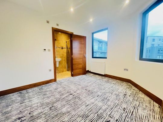 2 bedroom property to rent - Photo 1