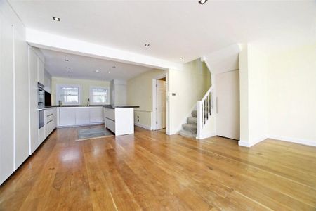 4 bedroom detached house to rent - Photo 5