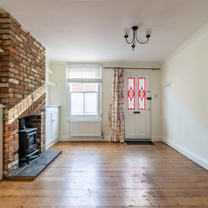 2 bedroom terraced house to rent - Photo 1