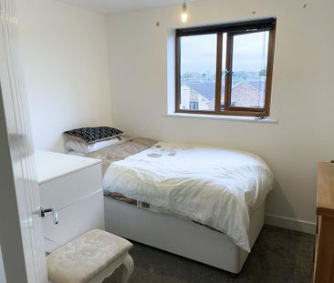 3 bedroom semi-detached house to rent - Photo 6