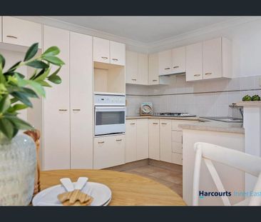 Lowset Villa in Tranquil Setting - Photo 2