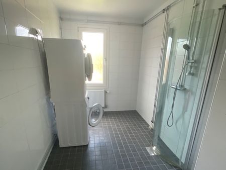 Karl Hovbergsgatan, Eskilstuna - Photo 4