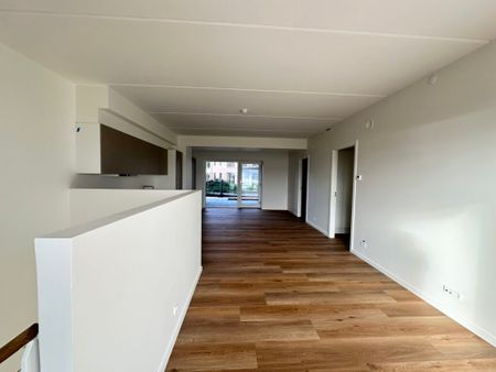 Hyggelig 4-værelses lejlighed i nybyggeri med to terreasser - Photo 3