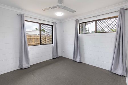 29 Doncaster Way, Mount Louisa QLD 4814 - House For Rent | Domain - Photo 4