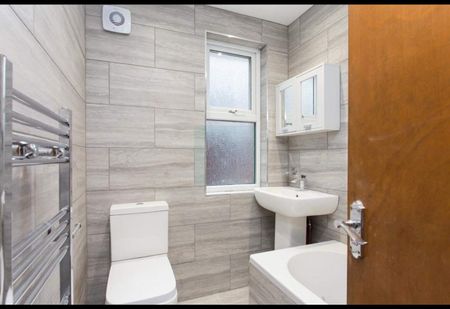 Room in a Shared House, Tunley Road, NW10 - Photo 5