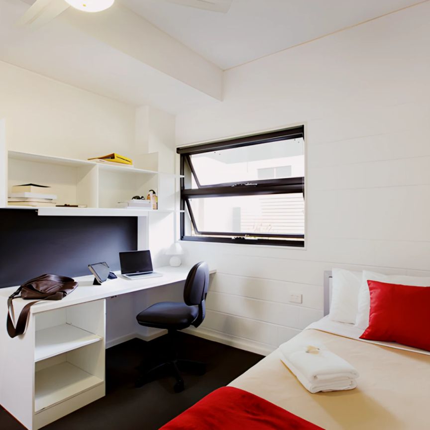 5 Bedrooms Apartment - Photo 1