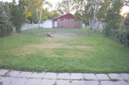 For Lease - 24 Holman Crescent, Aurora, Ontario - Photo 5