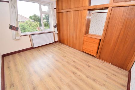 Grosvenor Avenue, Pontefract - Photo 3