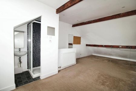 3 bedroom end of terrace house to rent - Photo 3